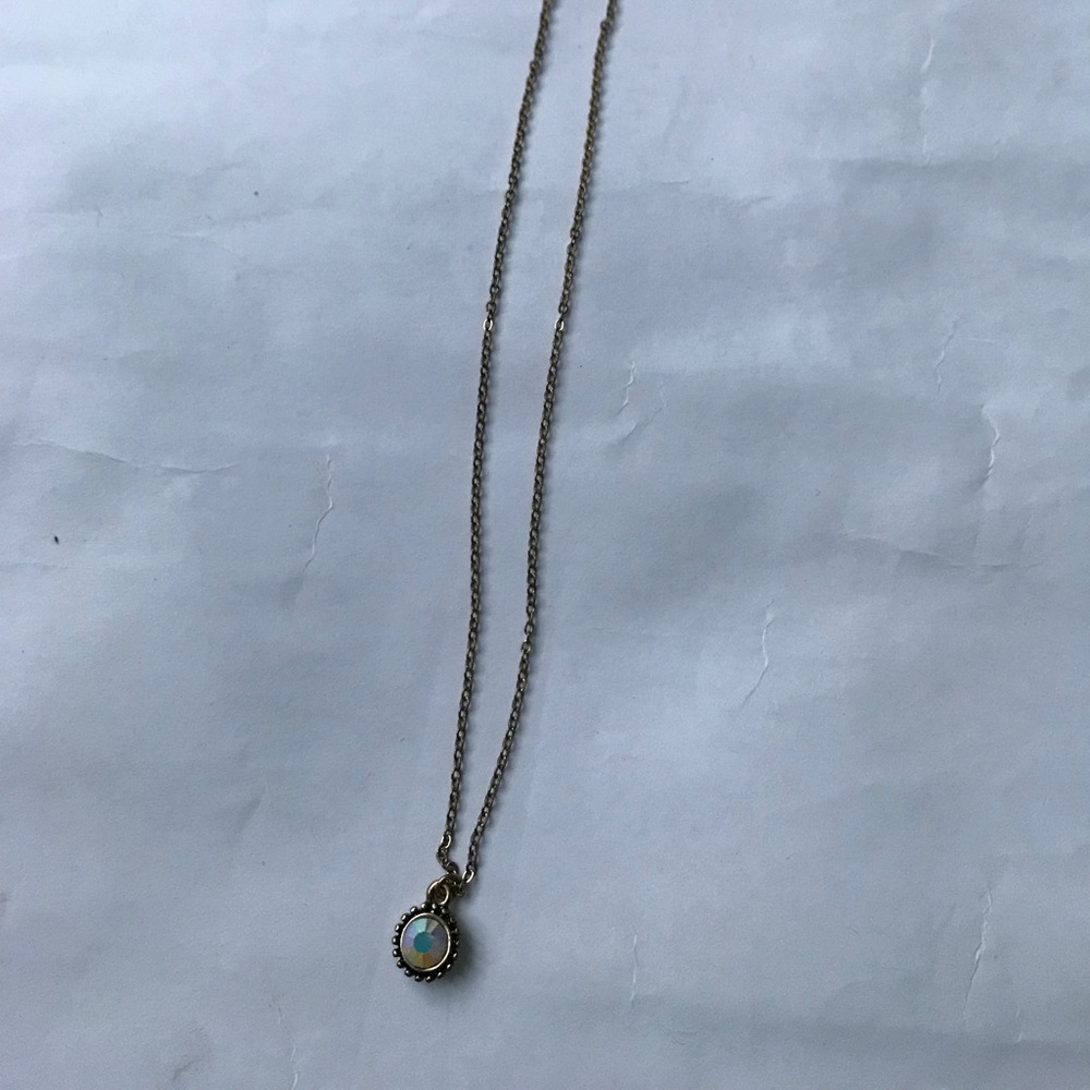Speckled Rhinestone Necklace